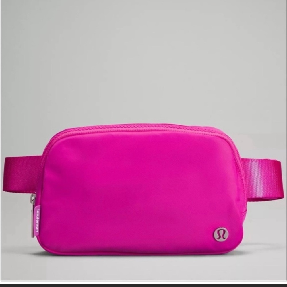 Lululemon Belt Bag Sonic Pink 1L - Picture 5 of 12